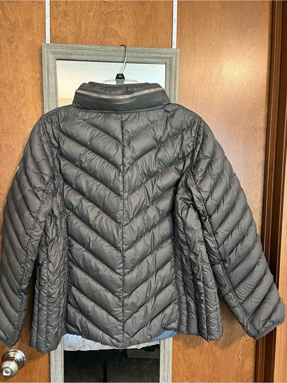 Michael Kors Gray Quilted Packable Puffer Jacket - Picture 5 of 6